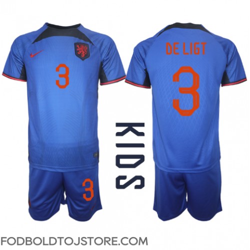 Holland Matthijs de Ligt #3 Udebanesæt Børn VM 2022 Kortærmet (+ Korte bukser)